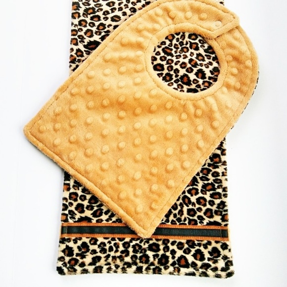 Baby Blanket - Bib - Wipe Gift Set | Minky - Picture 6 of 9